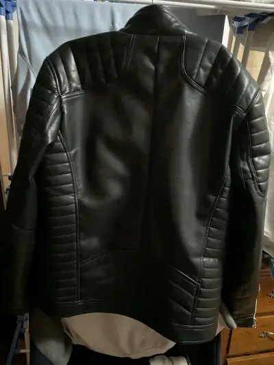 Chaqueta de cuero negra para hombre - miniatura 4