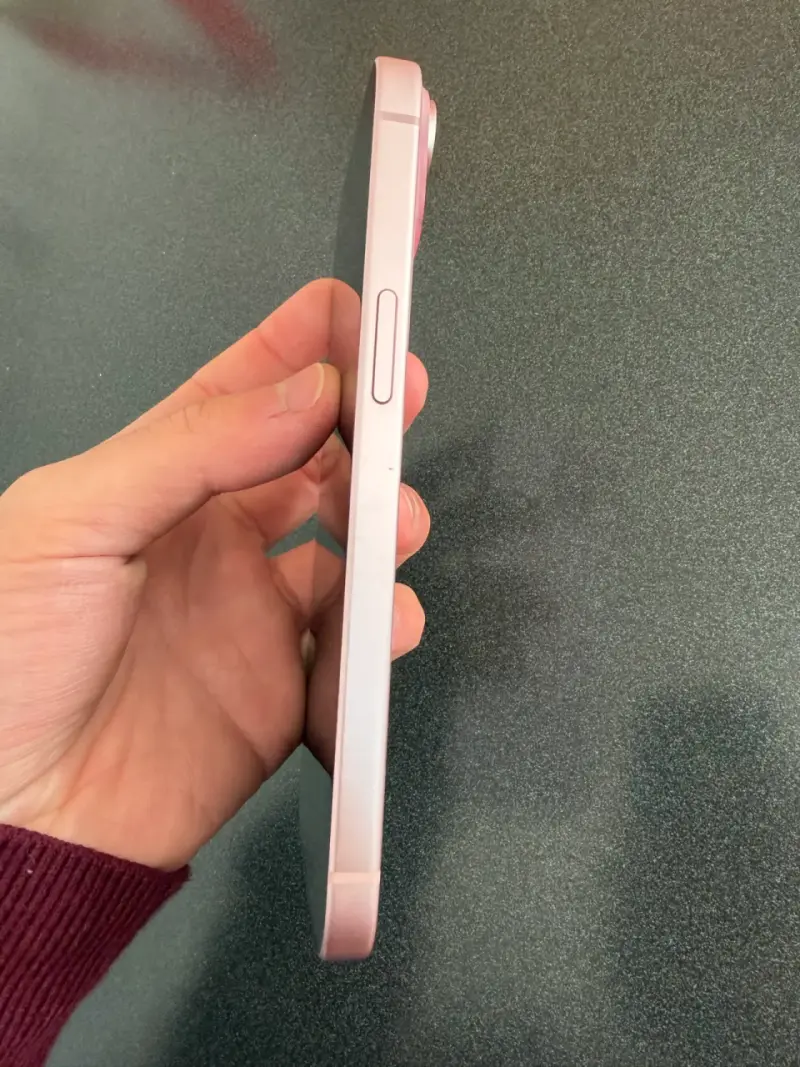 iPhone 15, color: ROSADO. - 6