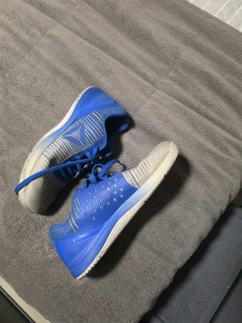 Zapatillas deportivas azules para hombre en buen estado - 3