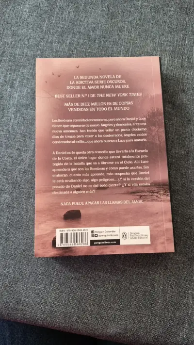 Libro Oscuros: El Poder de las Sombras de Lauren Kate - miniatura 2