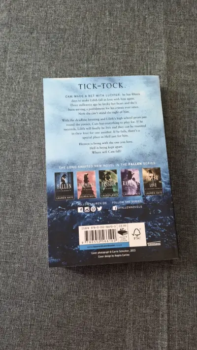 Libro Unforgiven de Lauren Kate en buen estado - miniatura 3