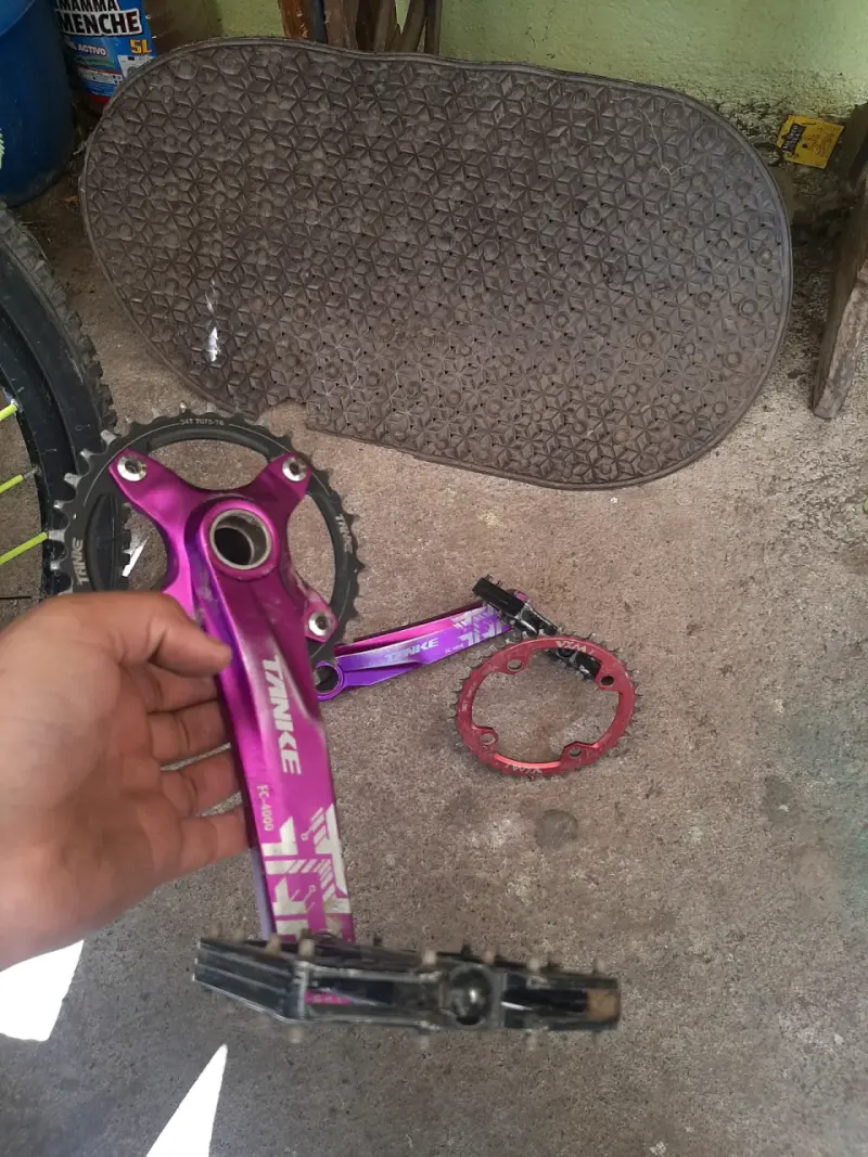 Biela de bicicleta Tanke FC-4000 púrpura - 2