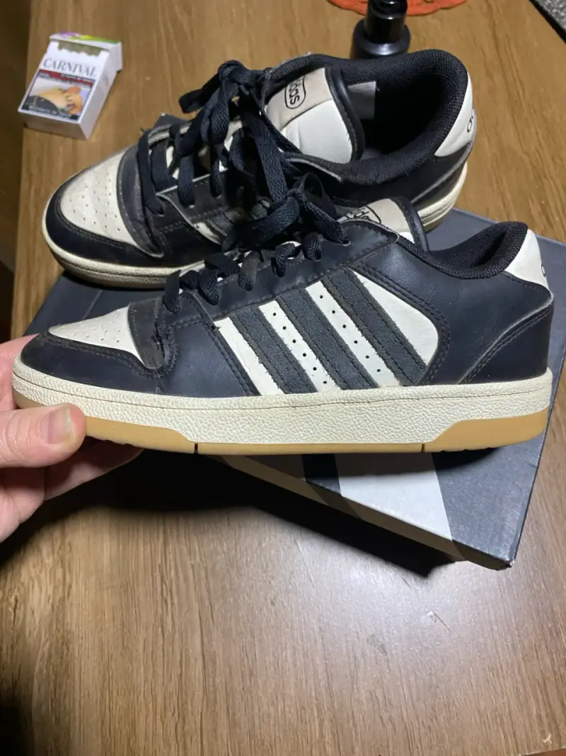 Zapatillas  Adidas negras talla 35,5 (21,5cm) - 3