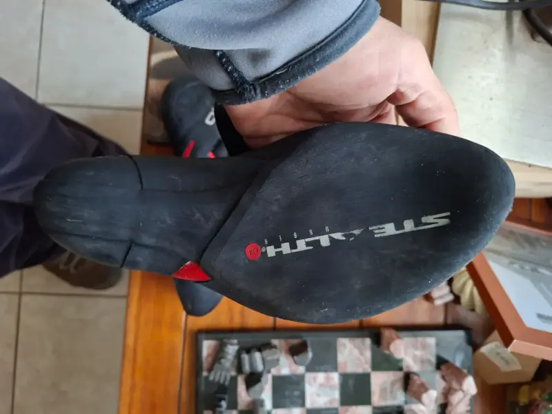 Zapatillas de Escalada Adidas 5.10 Negras y Rojas - 5