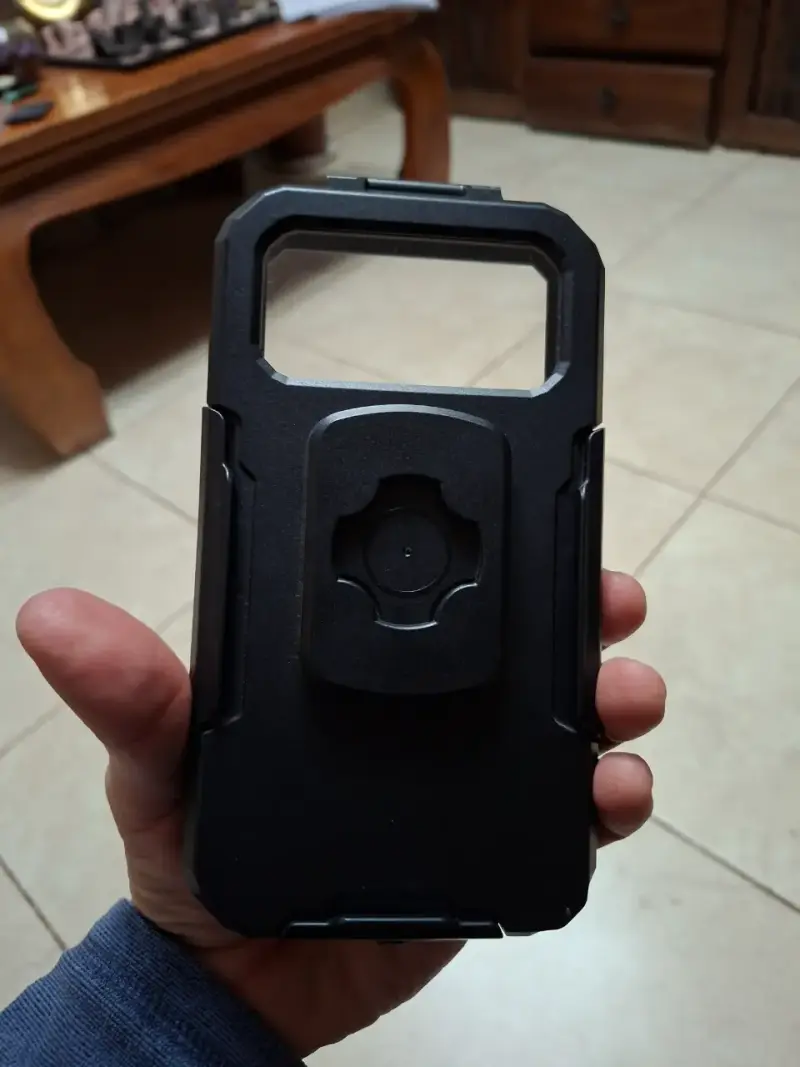 Funda protectora resistente para celular - 3