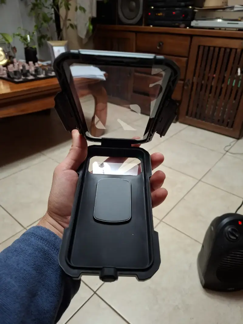 Funda protectora resistente para celular - 4