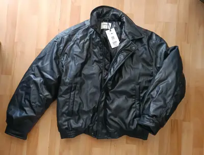 Chaqueta de cuero negra para hombre - miniatura 1