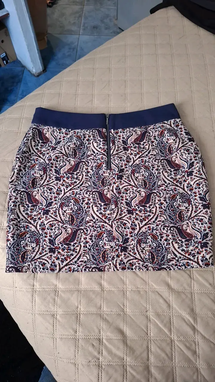 Falda corta con estampado paisley - 2
