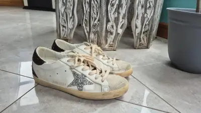 Zapatillas Golden Goose Superstar blancas con estrella - miniatura 1