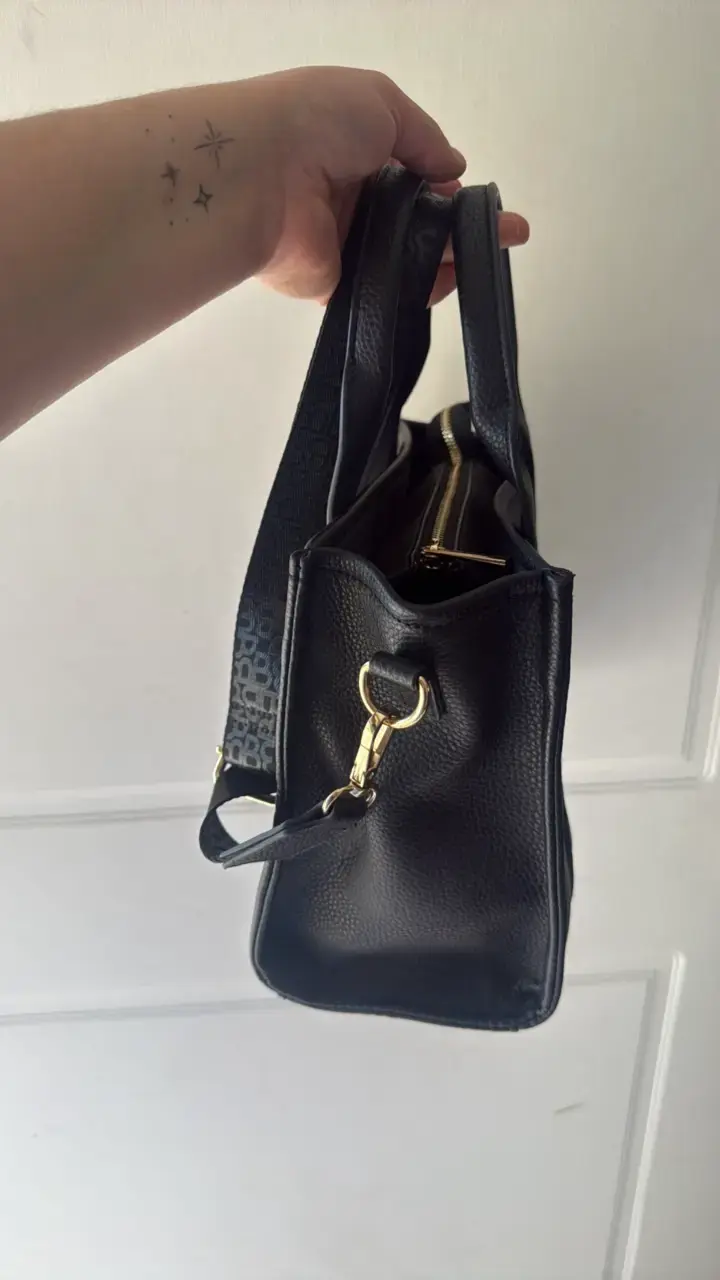 Bolso de mano negro elegante con correa ajustable - 2