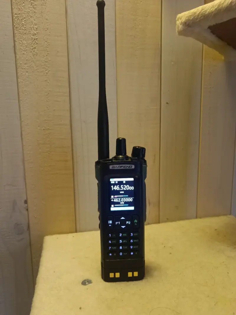 Radio Baofeng UV32 GPS - 1
