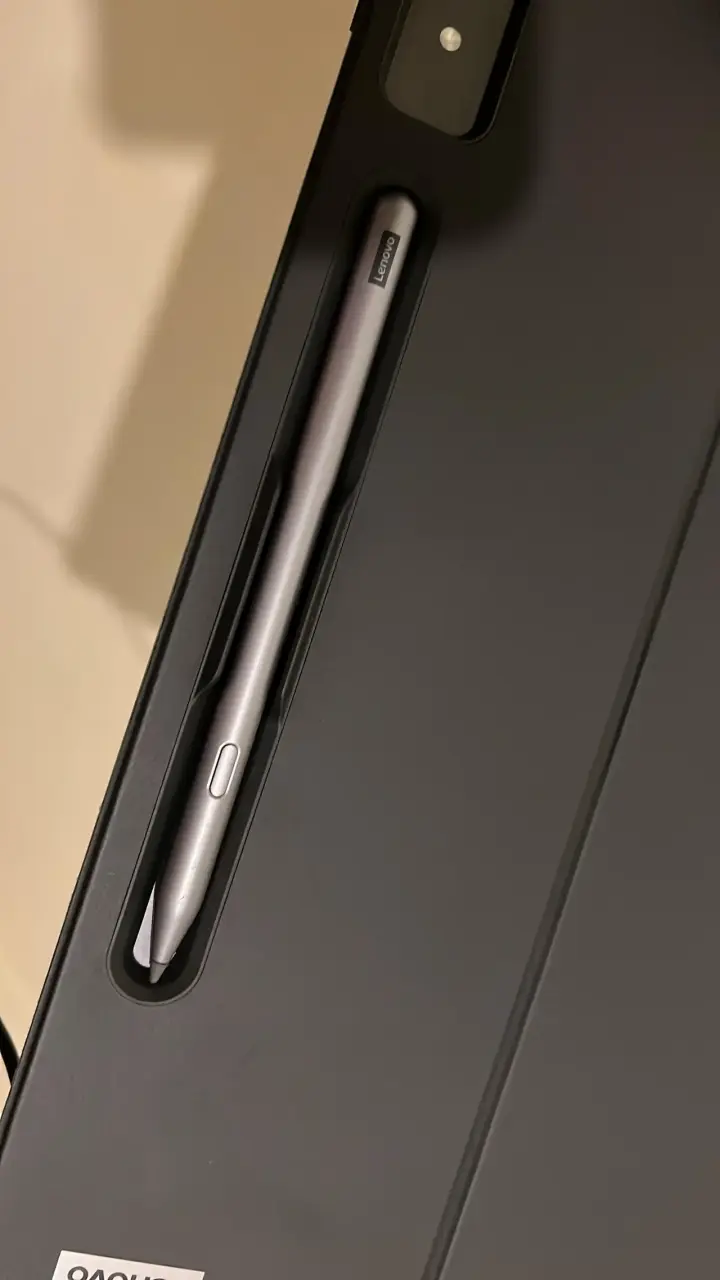 Tablet Lenovo Tab P12 con teclado y lápiz - 4