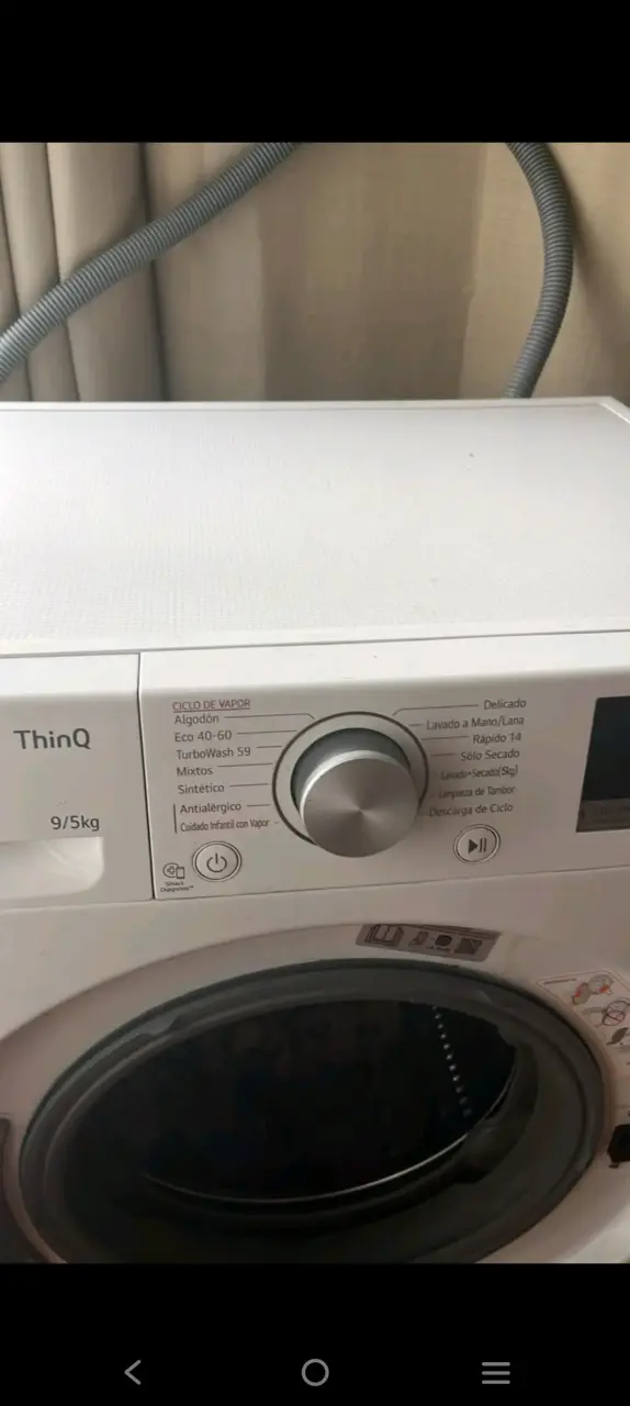 Lavadora secadora LG ThinQ 9/5kg en buen estado - 3