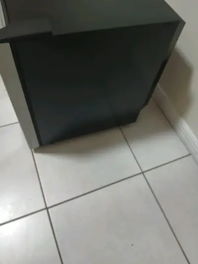 Refrigerador de vinos compacto plateado - miniatura 3