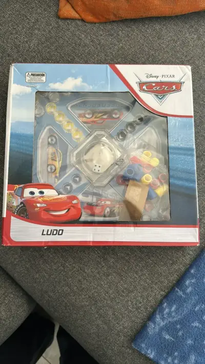 Juego de Ludo Disney Cars para niños nuevo sellado - miniatura 1