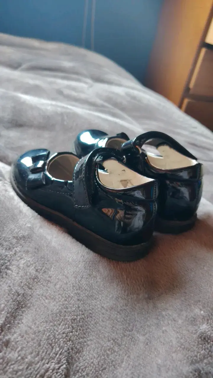 Zapatos de charol negros para niña n°25 - 2