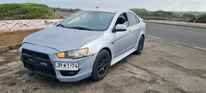 Mitsubishi Lancer 2013 - 4