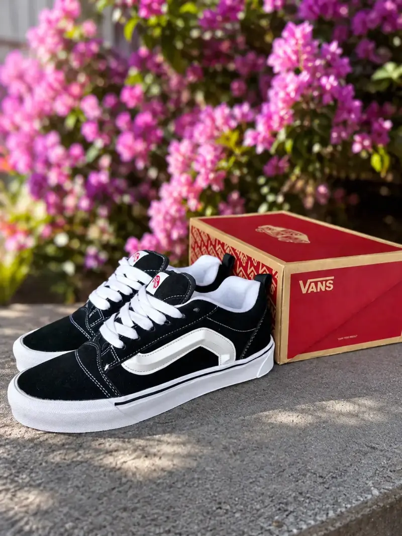 Zapatillas Vans knu skool