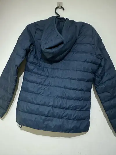 Chaqueta acolchada azul con capucha Maui & Sons - miniatura 2