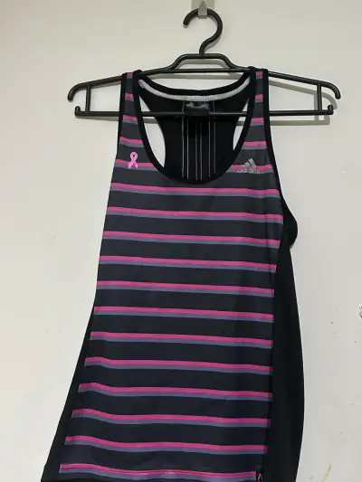 Polera deportiva Adidas rayada para mujer - miniatura 1