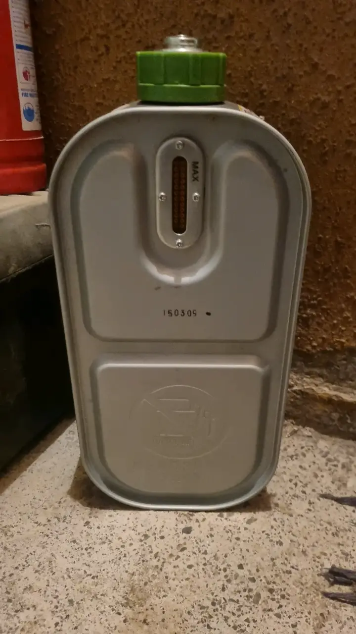 Estanque para estufa parafina - 1