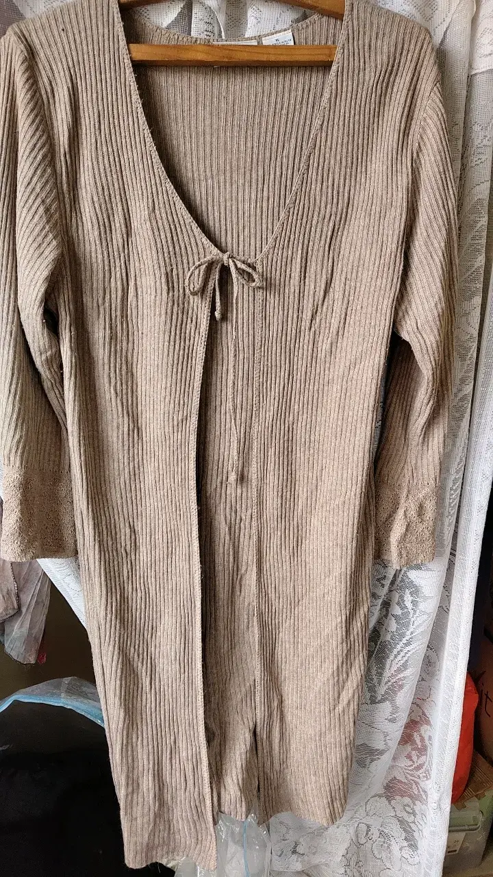Blusas y poleras para mujer en varios estilos - 4