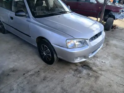 Hyundai Accent Prime GL 1.5CC 2002 - miniatura 3