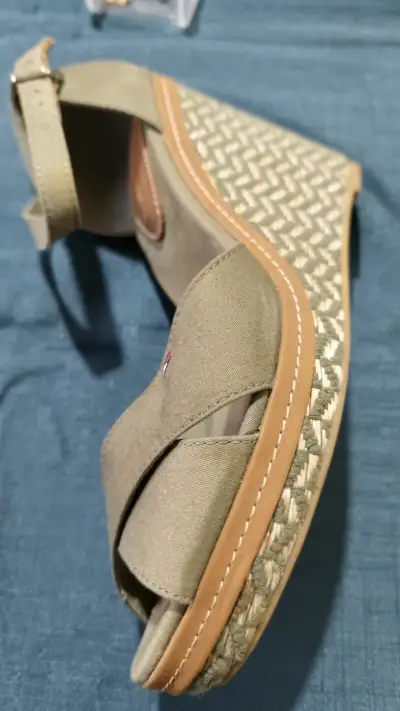 Sandalias Tommy Hilfiger con plataforma verde - miniatura 3