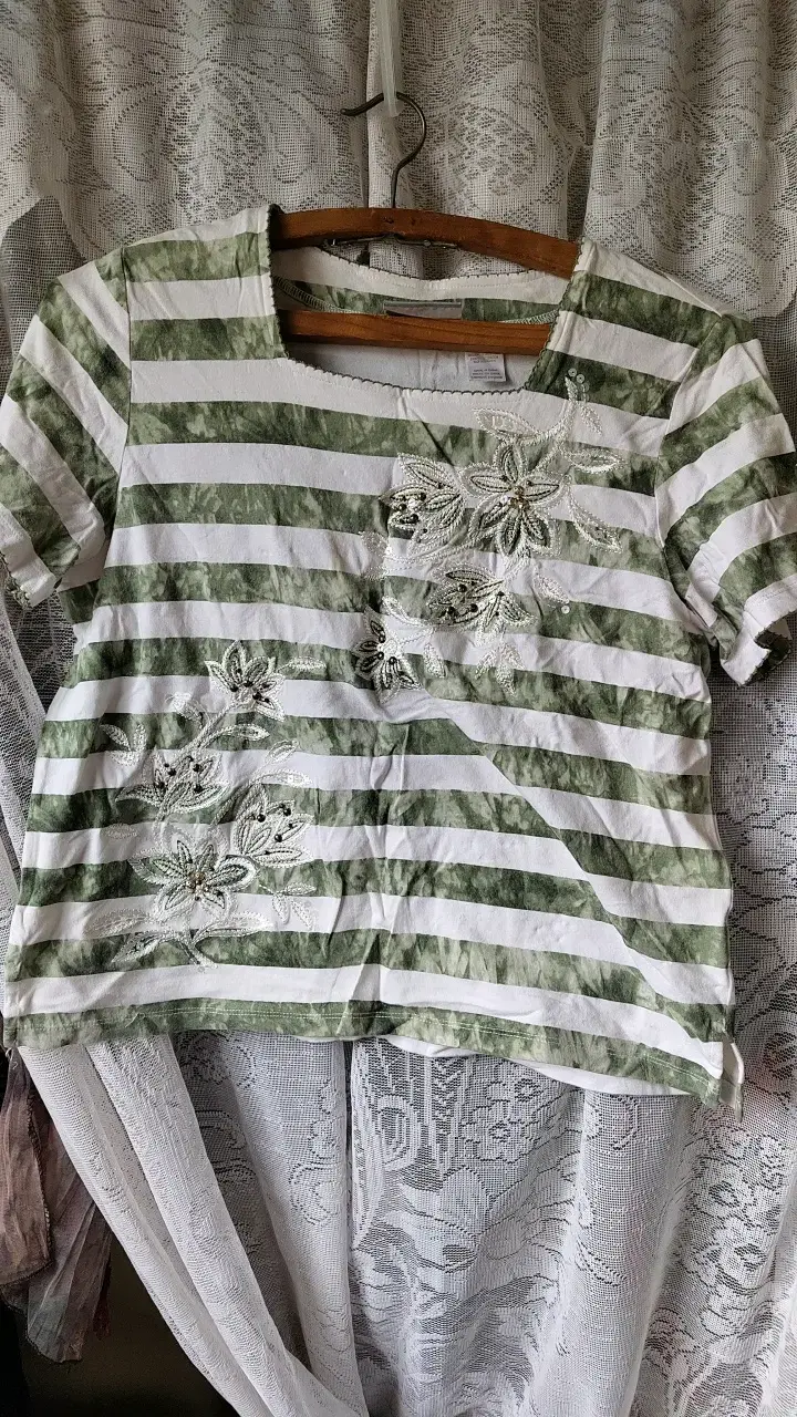 Lote de ropa variada invierno verano Buen es