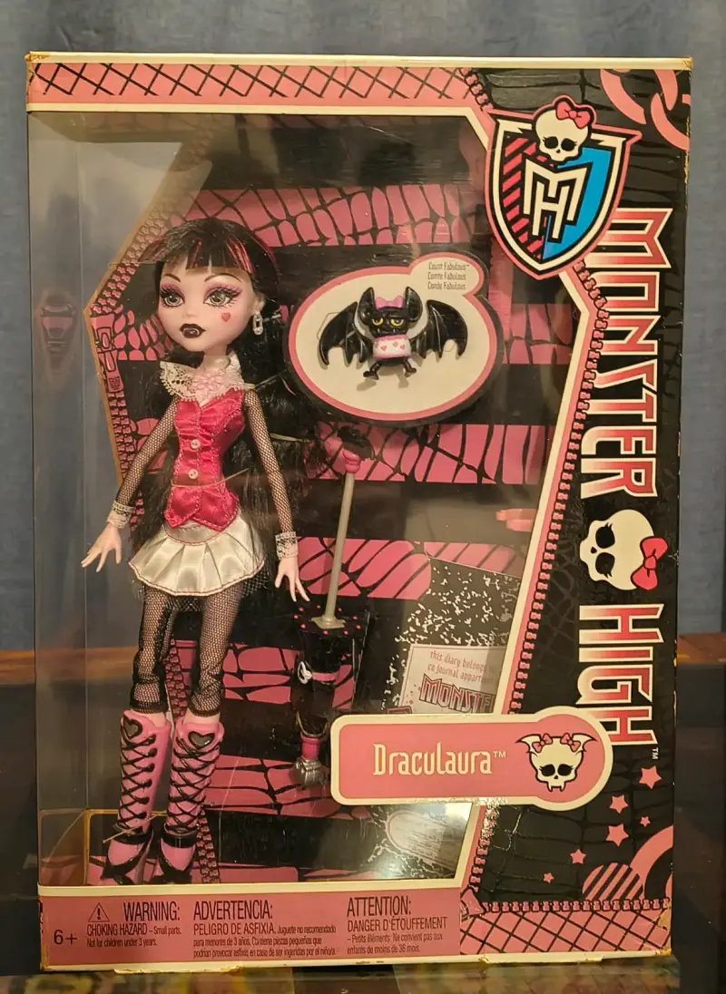Muñeca Monster High Draculara con Accesorios - 4