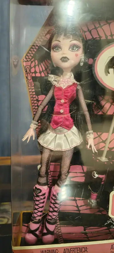 Muñeca Monster High Draculara con Accesorios - miniatura 5