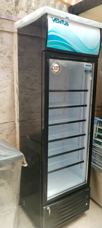 Refrigerador exhibidor Ventus con iluminación LED - miniatura 4