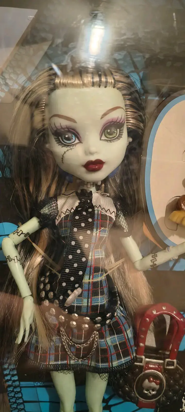 Muñeca Frankie Stein Monster High con Accesorios - 2