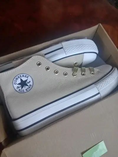 Zapatillas Converse All Star doradas - miniatura 3
