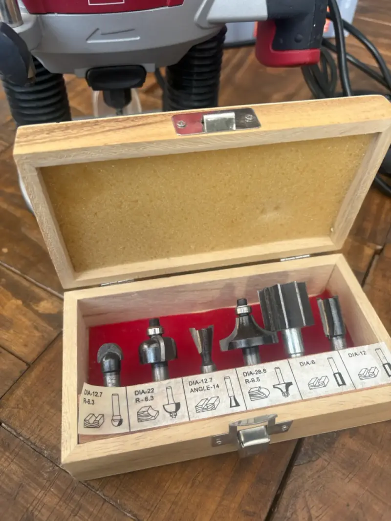 Fresadora Vertical Einhell TE-RO 55 Kit con Accesorios - 3
