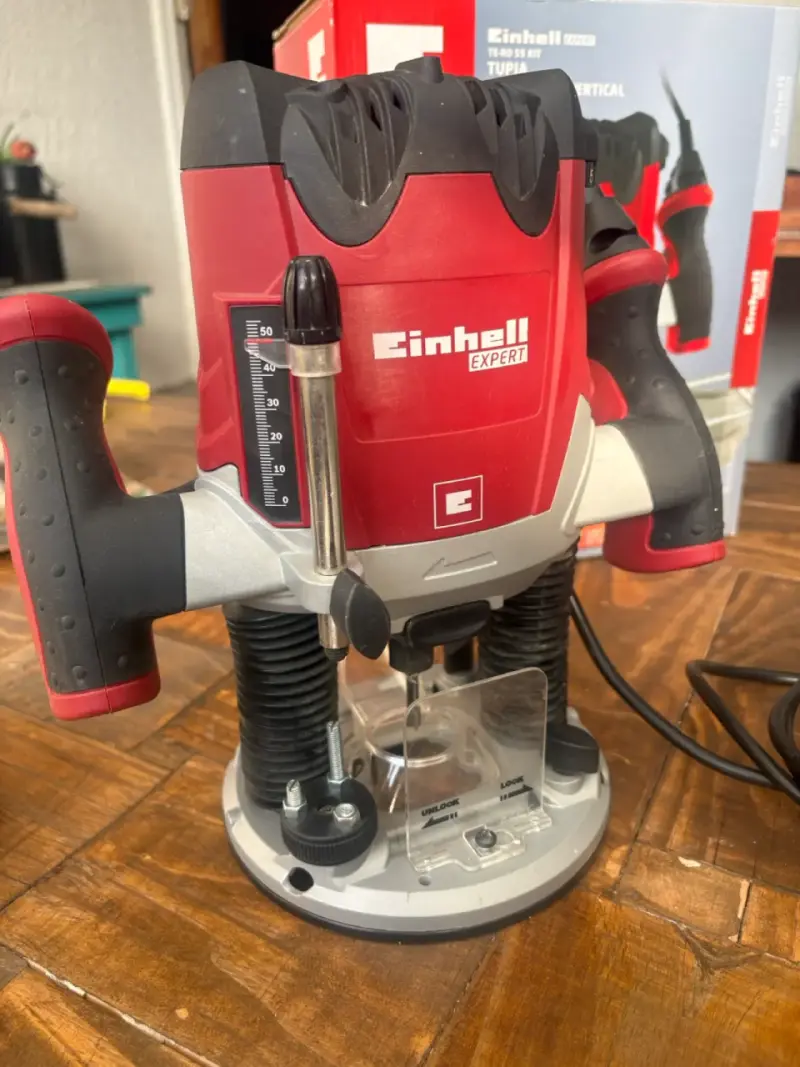 Fresadora Vertical Einhell TE-RO 55 Kit con Accesorios - 4
