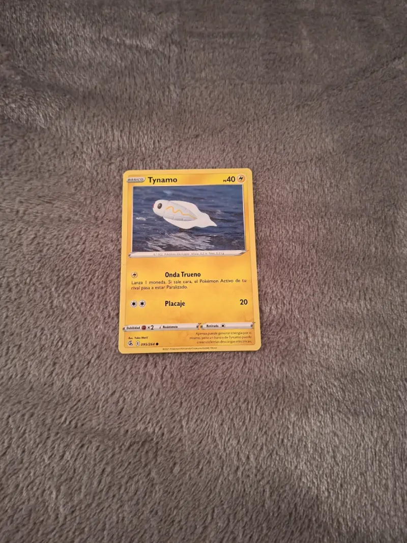 Lote de cartas Pokémon variadas - 2