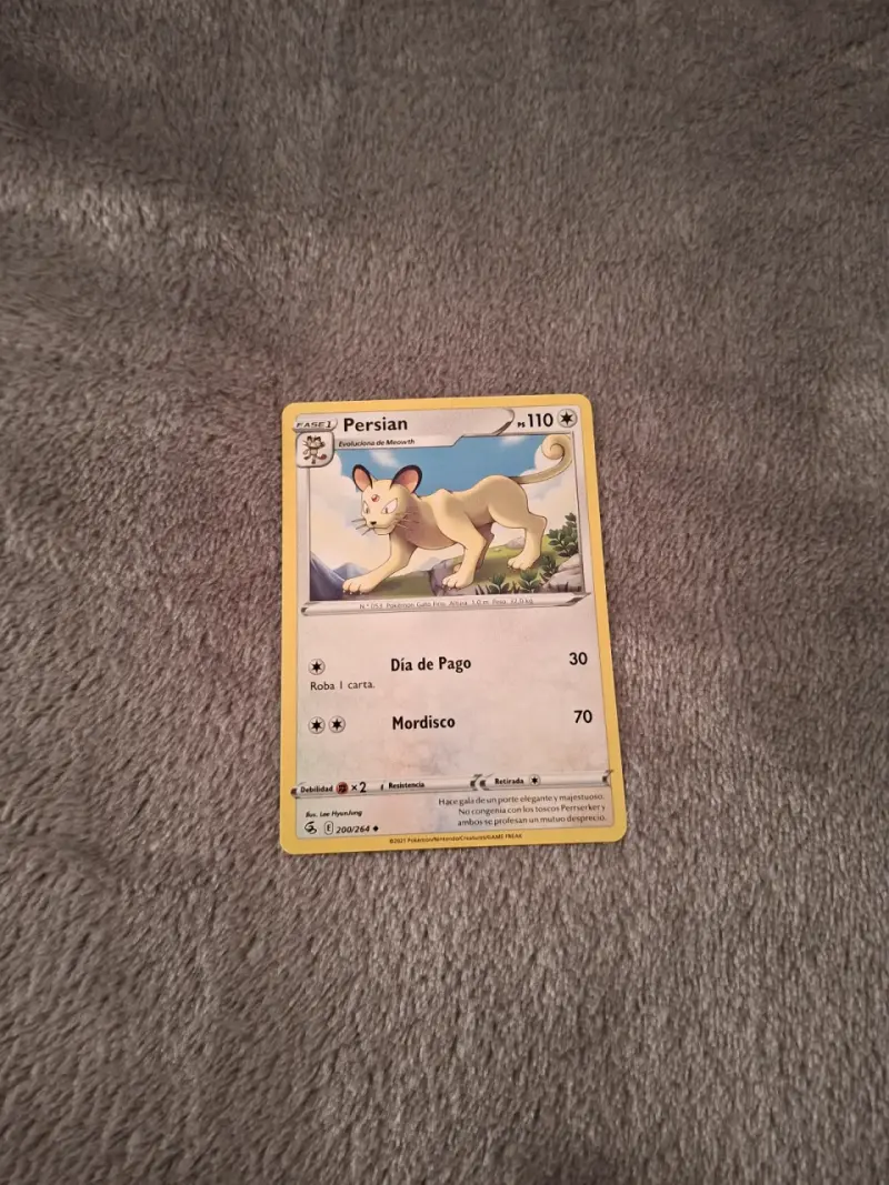 Lote de cartas Pokémon variadas - 5