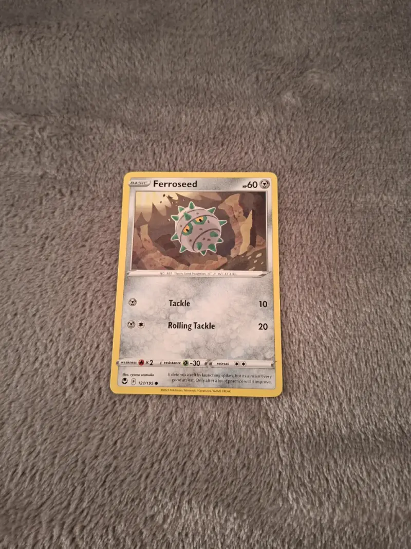 Cartas Pokémon Grubbin, Phanpy, Stufful y Ferroseed - 4
