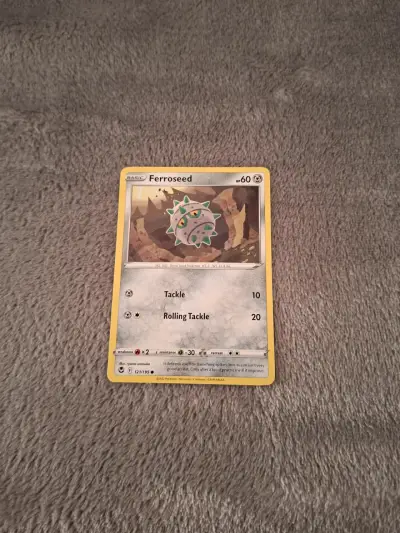 Cartas Pokémon Grubbin, Phanpy, Stufful y Ferroseed - miniatura 4