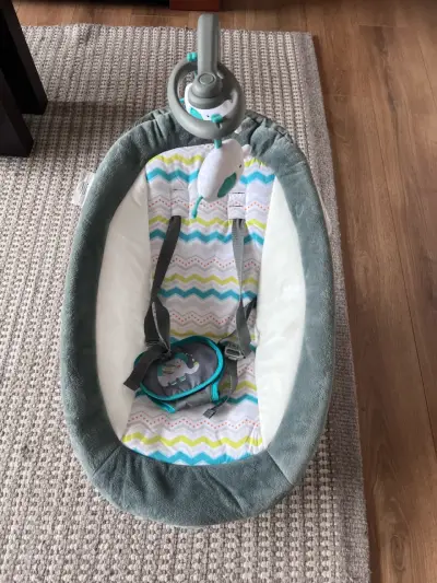 Silla mecedora para bebé con diseño de elefante - miniatura 1