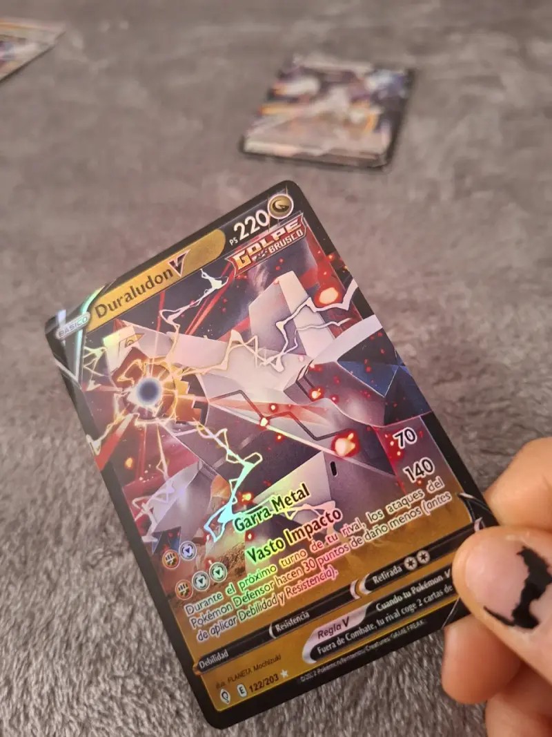 Carta Pokémon Duraludon V Golpe Brusco - 3