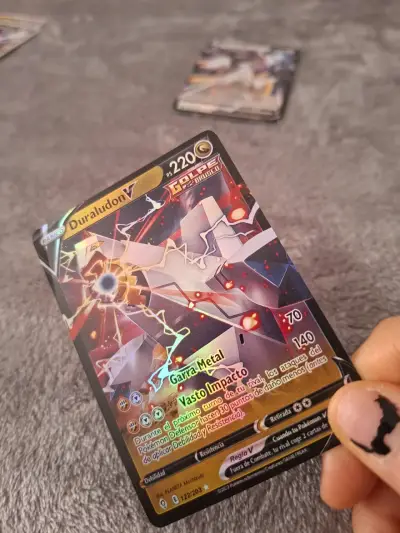 Carta Pokémon Duraludon V Golpe Brusco - miniatura 3