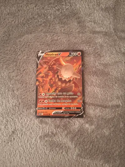 Cartas Pokémon V Zarude, Machamp y Heatran - miniatura 3
