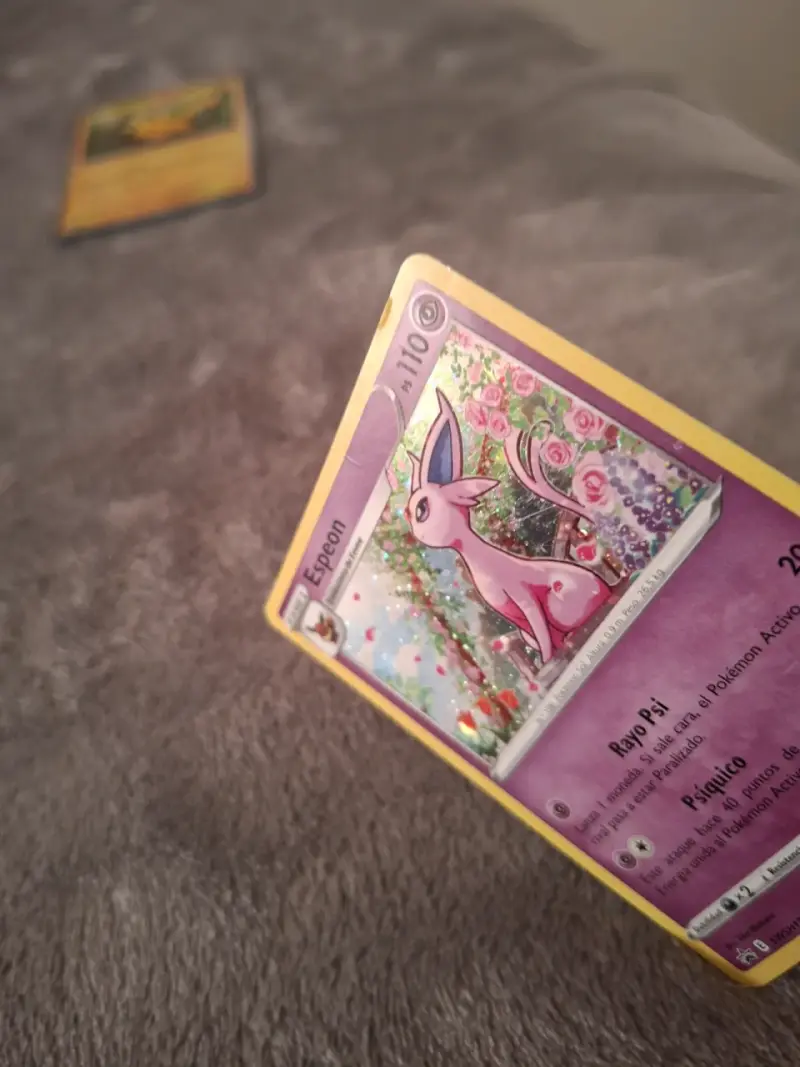 Carta Pokémon Espeon Holográfica SWSH174 - 2