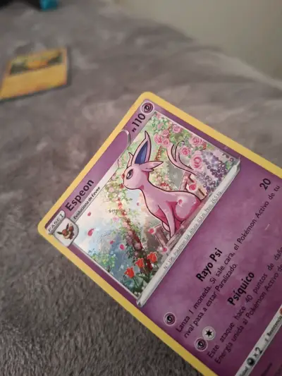 Carta Pokémon Espeon Holográfica SWSH174 - miniatura 4