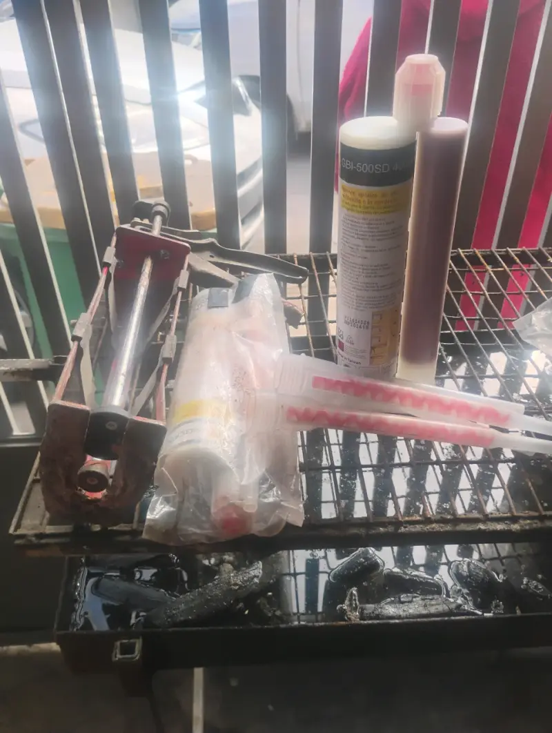 Pistola aplicadora de adhesivo con cartuchos