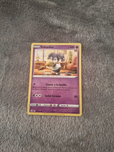 Cartas Pokémon de colección variadas - miniatura 1
