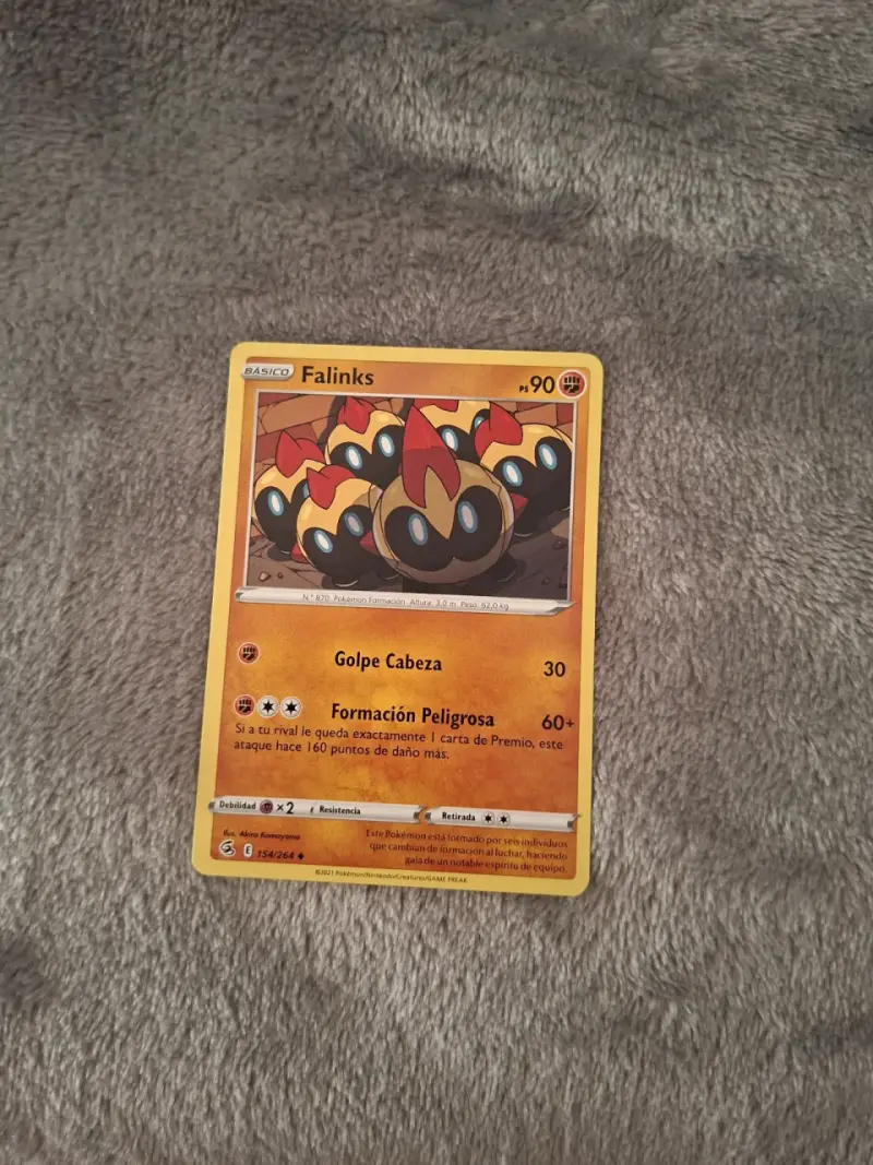 Cartas Pokémon de colección variadas - 2
