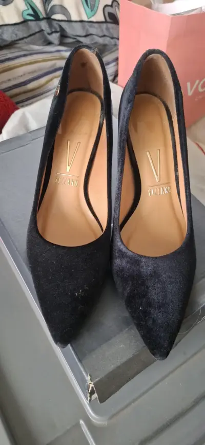 Zapatos de tacón negro Vizzano elegantes - miniatura 1